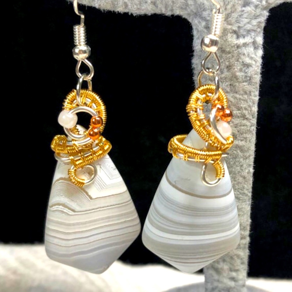 White matte agates and gold copper earrings-artisan Handmade